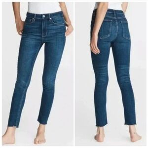 Rag & Bone 10” Ankle Skinny Jeans in Mad River